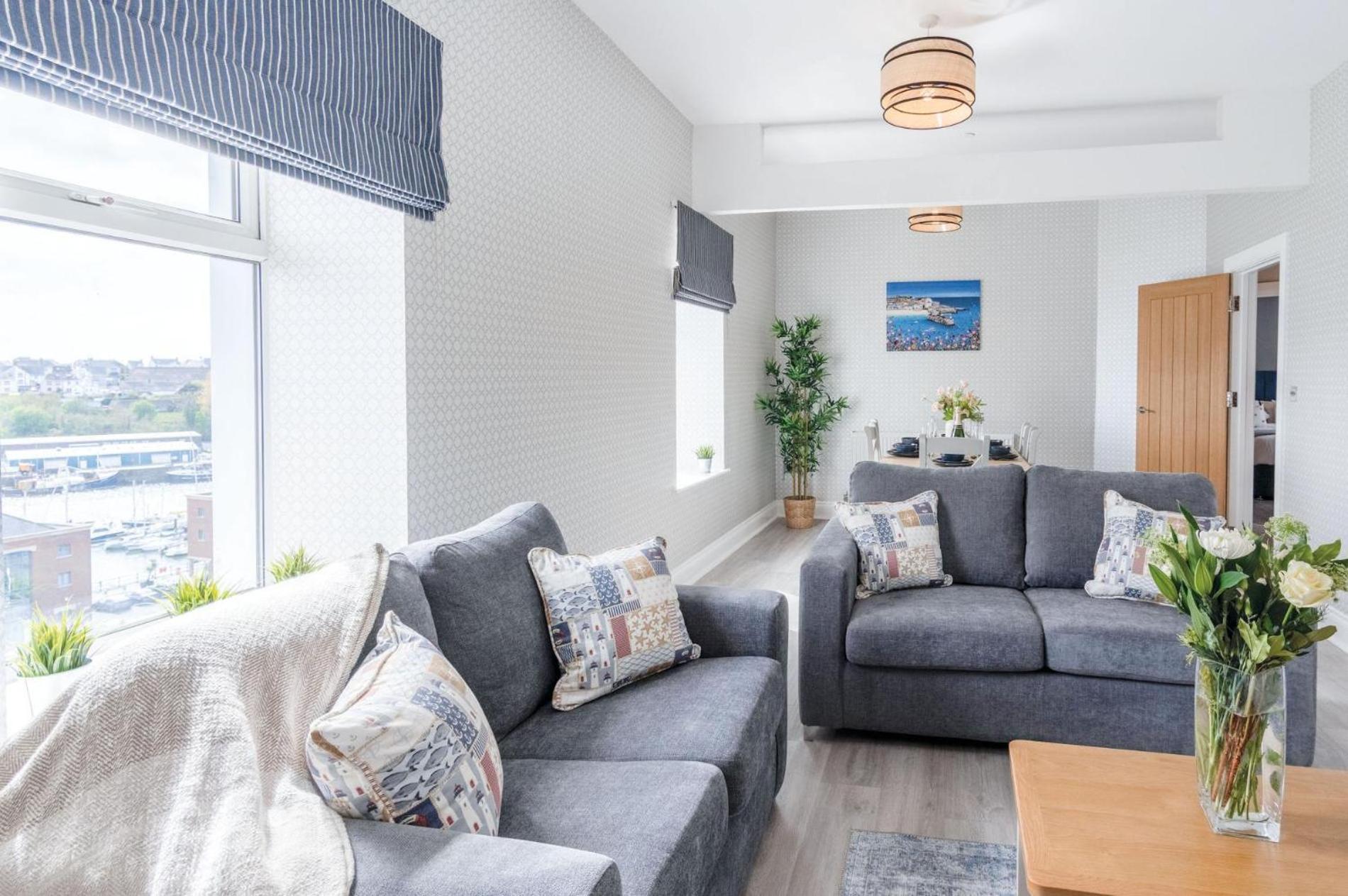 Beach Haven Hideout - 2 Bedroom - Milford Haven Εξωτερικό φωτογραφία